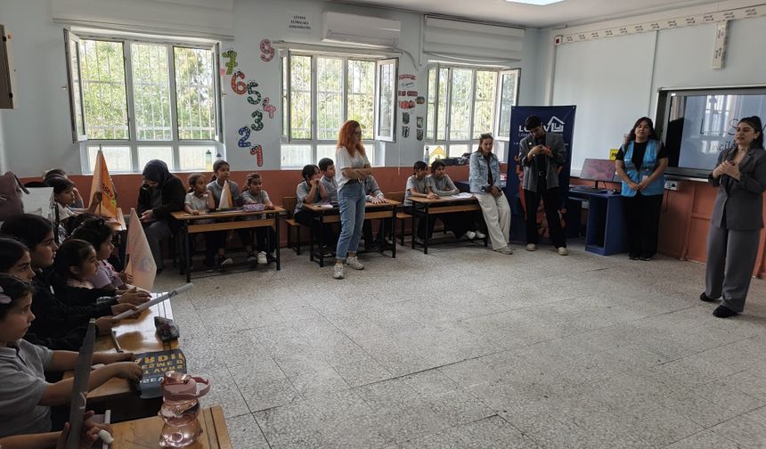 Adana’da Köy Okulunda Lösemi Farkındalığı Etkinliği