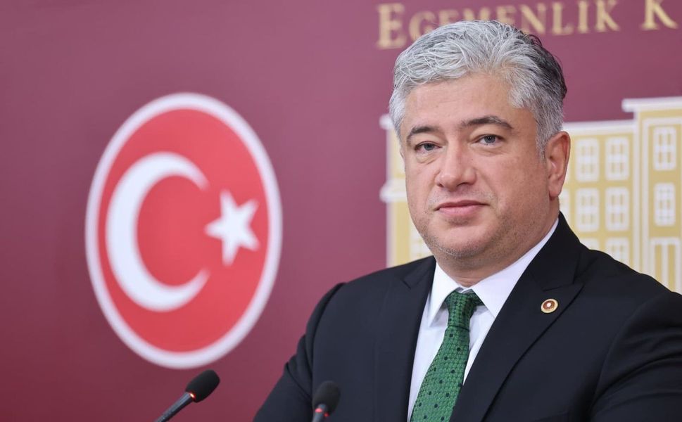 Kısacık'tan Emekli Maaşı Tepkisi: "23 Bin 552 Lira Vicdana Sığmıyor"