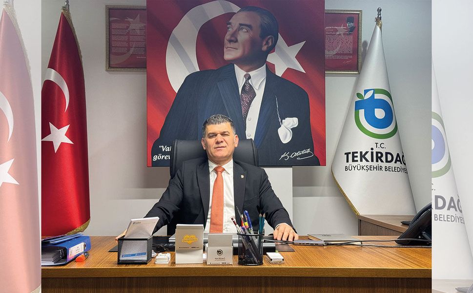 Doç. Dr. Halisçelik:  “Bayram Sevinci Geçim Derdinin Gölgesinde Kaldı”
