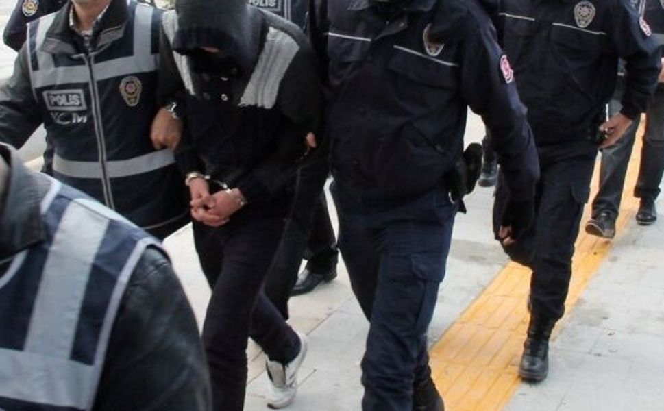 Adana Merkezli 22 İlde Kara Para Operasyonu: 97 Şüpheli Yakalandı