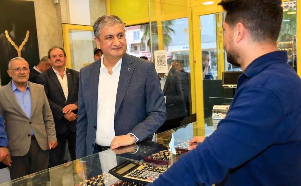 Vali Yavuz'dan Sarıçam'da Esnaf Turu