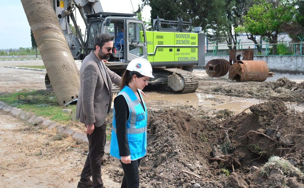 Ceyhan Trafiğine Dev Nneşter: İlk Araç Üst Geçidinde Çalışmalar Hızlandı!