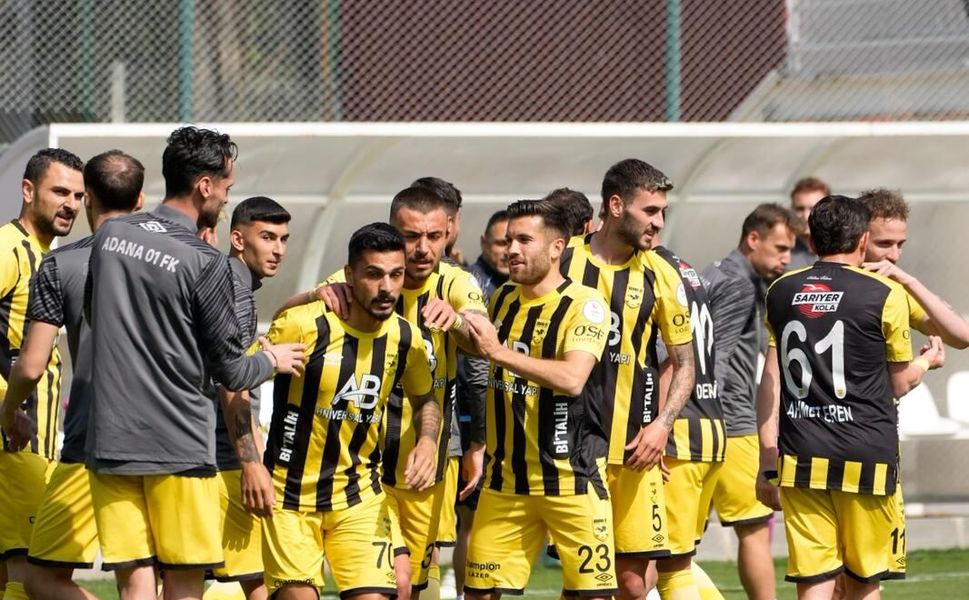 Adana 01 FK, 'Play-Off' Dedi 2-0