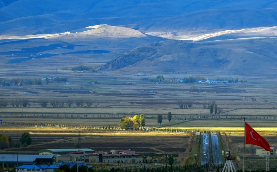 87 Yıllık Belge Şaşırttı: Adana’da Petrol Planı Var