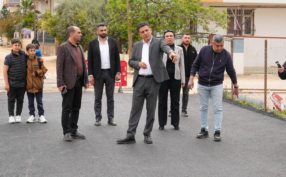 Kozan’da Yollar Yenileniyor