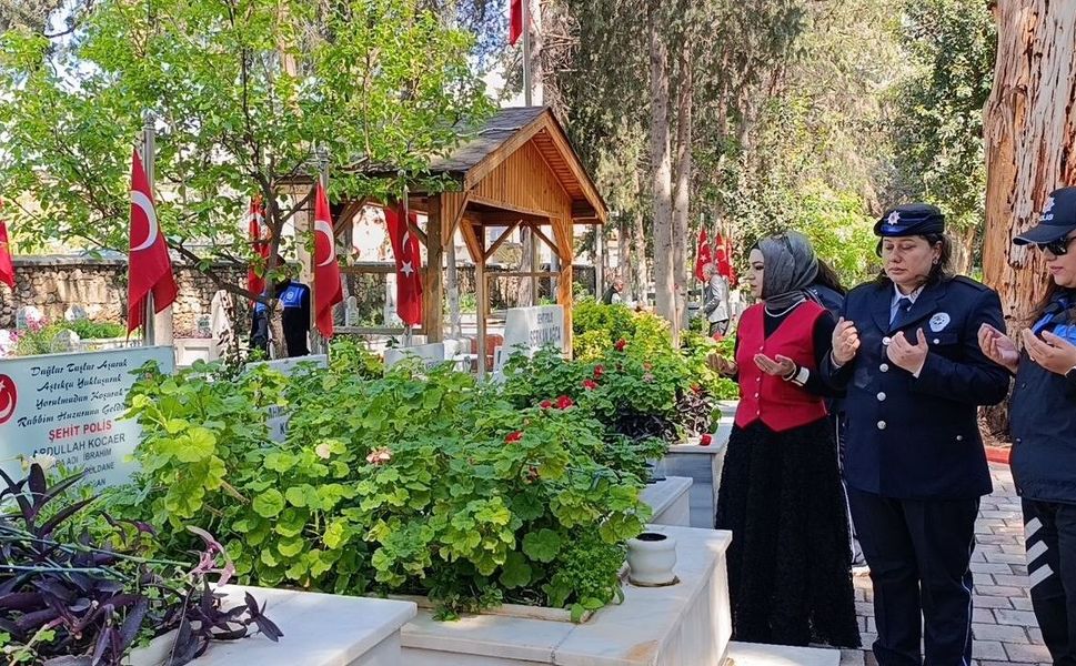 Şehit Kızları Polis Oldu! Babalarının İzinde Duygu Dolu Anlar