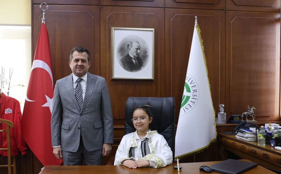 Çukurova Üniversitesi'ne Minik Rektör Geldi