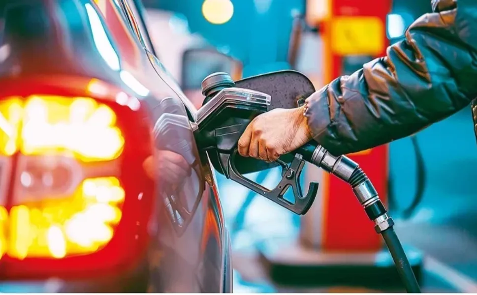Araç Sahiplerine Kötü Haber: Akaryakıta Yeni Zam Geliyor