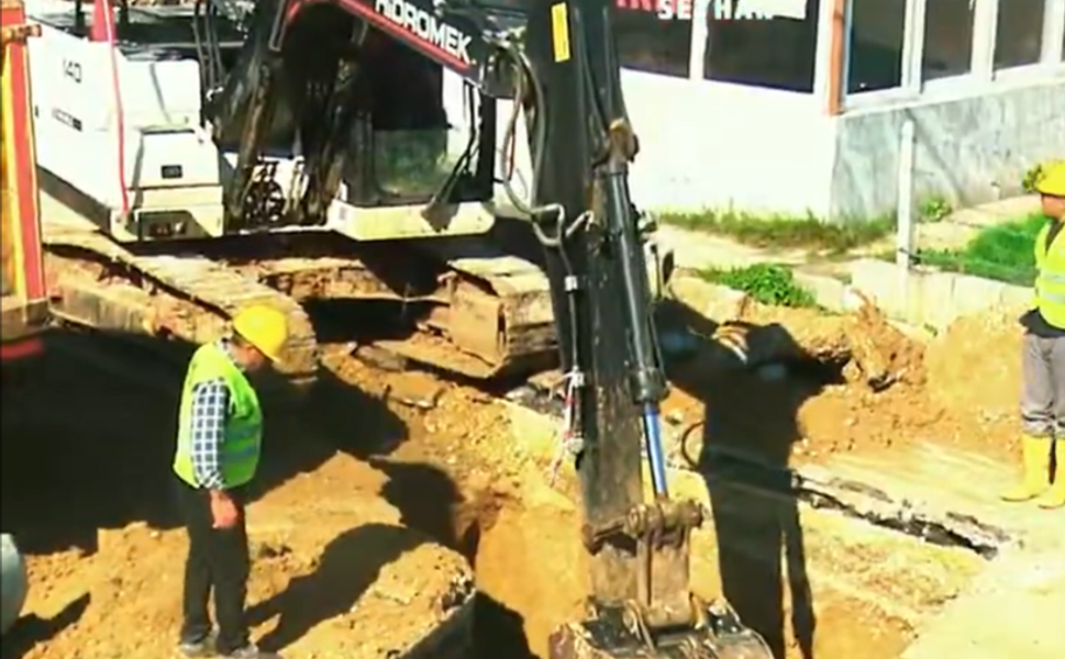 Yeşiloba’nın Altyapısı Güçleniyor: Yeni Kanalizasyon Hattı İçin İlk Kazma Vuruldu