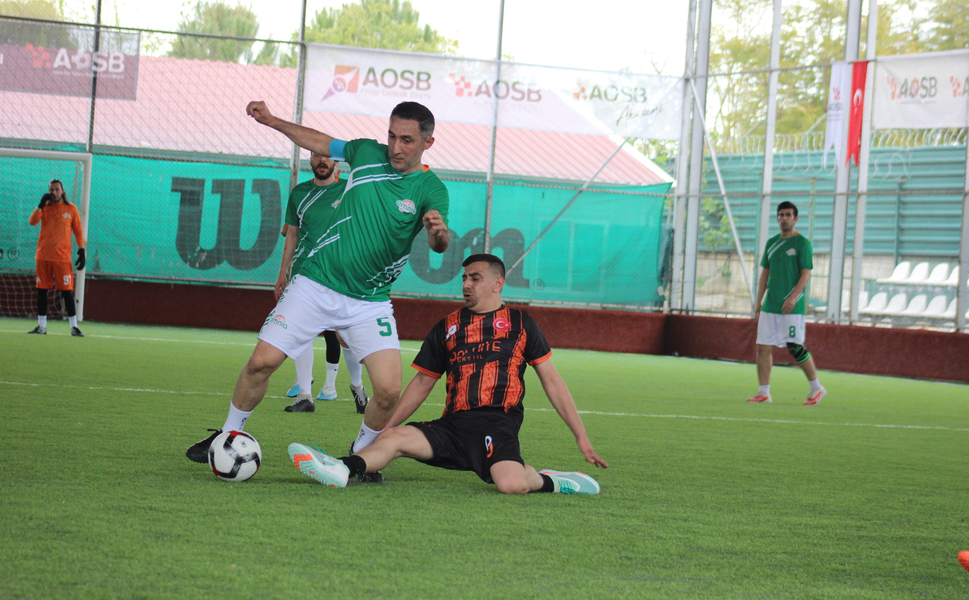 AOSB Futbol Turnuvası’nda Heyecan Zirve Yaptı! İkinci Hafta Nefes Kesti