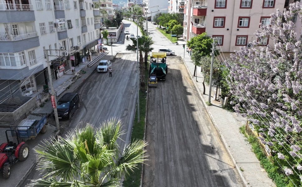 Adana Büyükşehir'den Kozan'a Ulaşım Neşteri