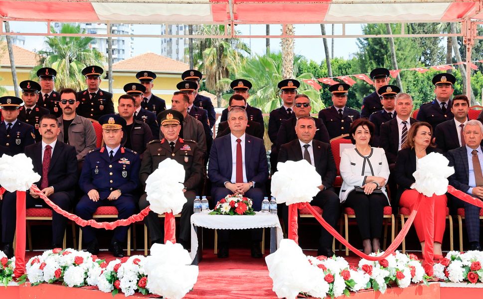 Vali Yavuz'dan 23 Nisan Mesajı: "Meclisimiz Yarınlarımızın Güvencesidir"