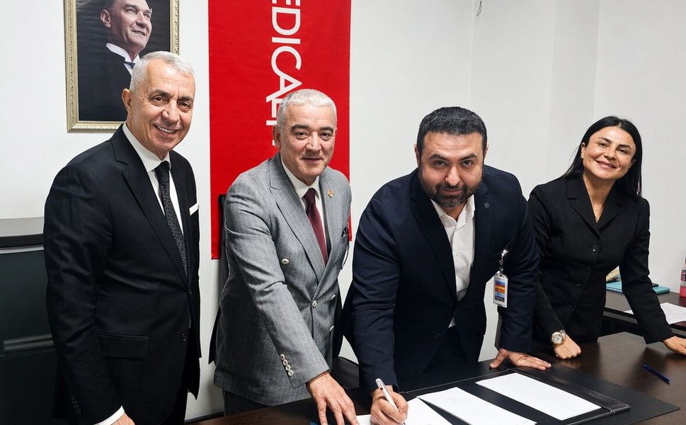 Gazetecilere Sağlık Desteği: ÇGC ile Medical Park Arasında İndirim Protokolü