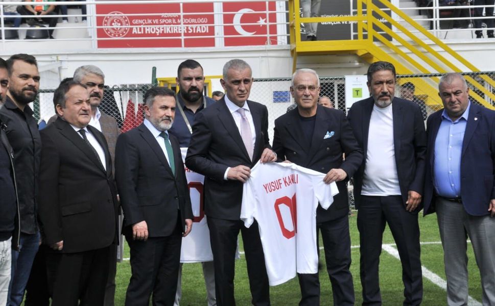 MHP İl Başkanı Kanlı'dan Adana 01 FK'ya Play-Off Öncesi 'Tur Primi' Müjdesi!