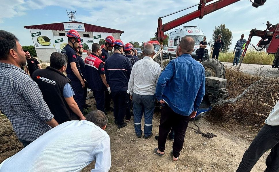Yüreğir’de Korkunç Kaza: Vinçle Çıkarıldı