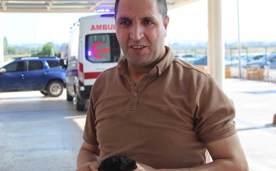 Adana'da Tanıdık Bayram Manzarası: "Kasabım Dedi, 13 Dakikada Parmağını Kesti"