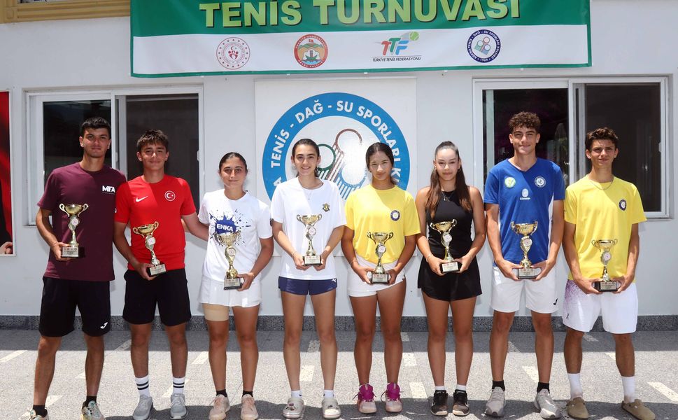 Adana’da Milli Takım Gururu: 16 Yaş Tenis Milli Takım Kadrosu ATDSK Kortlarında Netleşti