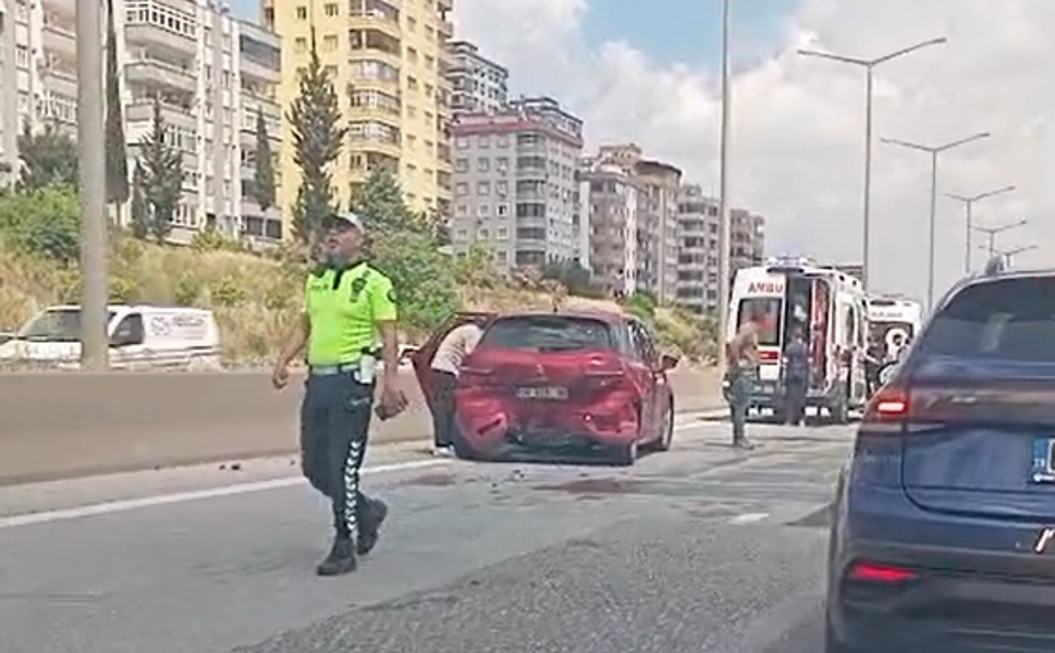 Türkmenbaşı Çıkışında Korkutan Kaza: 7 Araç Birbirine Girdi