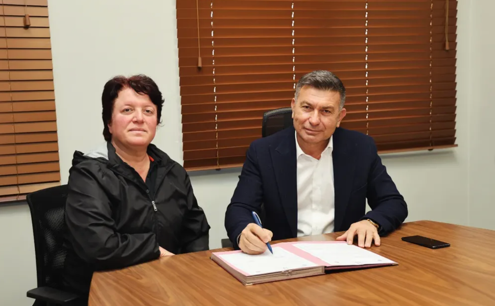 Karaisalı’da Gençlere Dev Yatırım! 2 Bin Kitaplık Kütüphane Geliyor