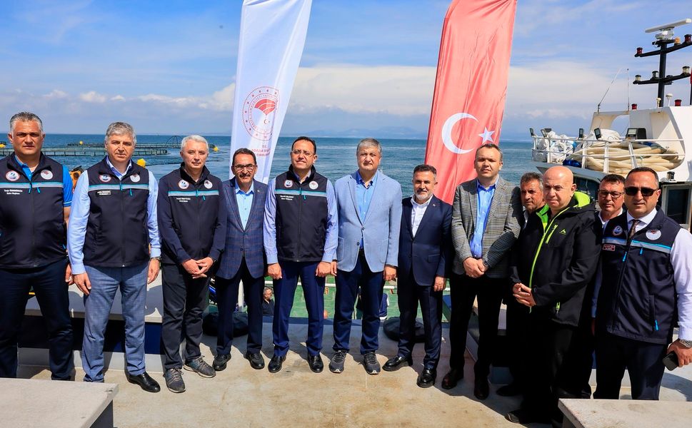 Adana’da Dev Hasat! Akdeniz’de Kafes Balıkçılığı Gücünü Gösterdi
