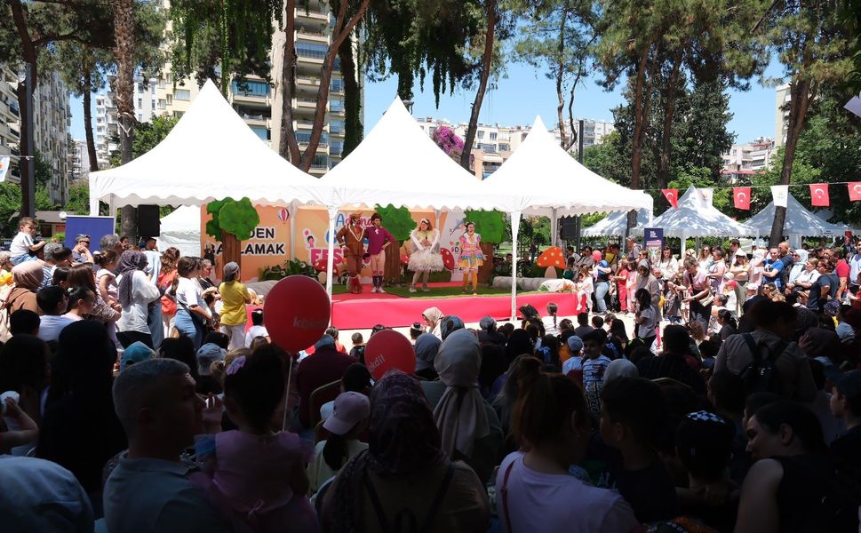 Adana Çocuk Festivali’nde Coşku Sürüyor