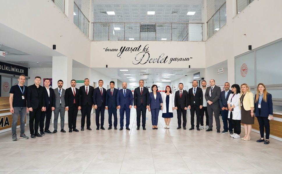Adana Valisi'nden Kurban Bayramı Mesajı ve Anlamlı Ziyaret!