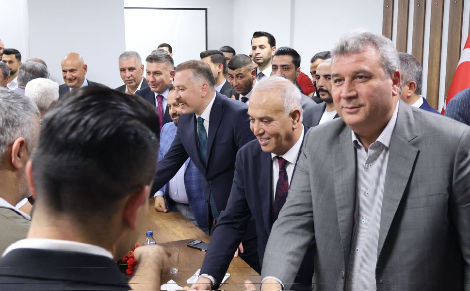 MHP Adana İl Başkanlığı’nda Yoğun Katılımlı Bayramlaşma