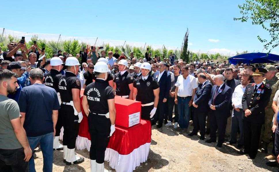 Adanalı Şehit Son Yolculuğuna Uğurlandı! Ceyhan’da Gözyaşları Sel Oldu