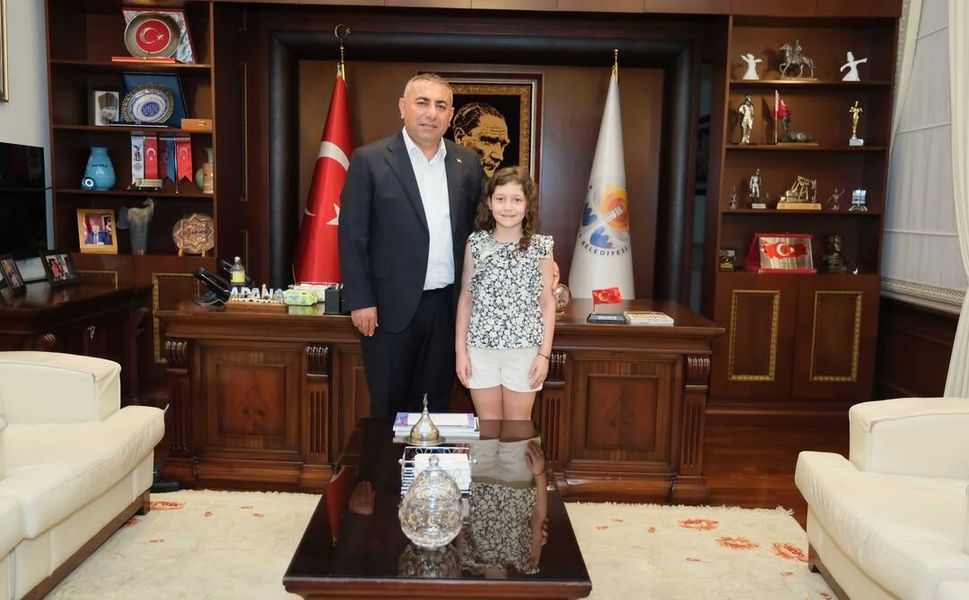 Adana’nın Gururu Atiye Özari’den Anlamlı Ziyaret
