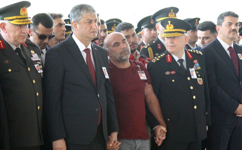 Van’da Şehit Düşen Uzman Çavuş Samet Karabulut Adana’da Son Yolculuğuna Uğurlandı