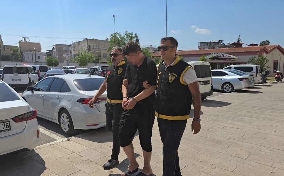 Dövmesi Ele Verdi! Adana'da Film Gibi Yakalama