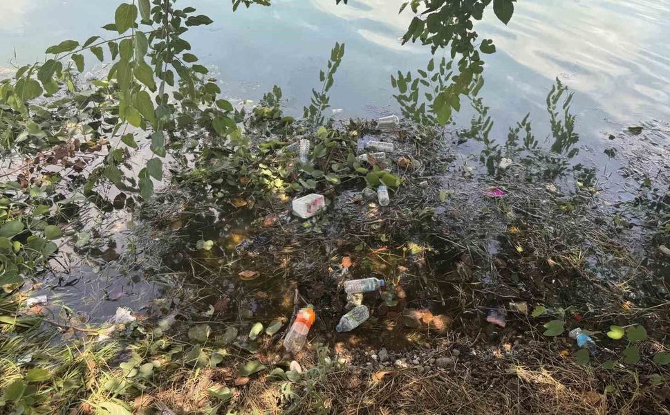 Adana Seyhan Kıyısında Çevre Kirliliği Alarmı
