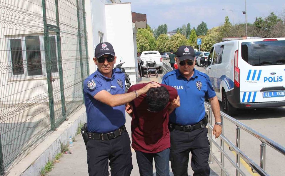 Adana'daki Dolmuş Kazasında Şok İfade: "Kız Arkadaşımla Sorun Yaşamıştım"