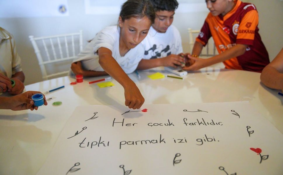 Seyhan Belediyesi'nden Çocuk İşçiliğine Karşı Ortak Çözüm Zirvesi