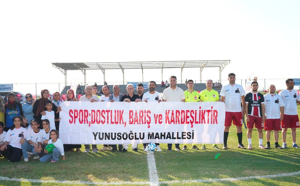 Adana’da Futbol Heyecanı: Yunusoğlu Turnuvası Başladı