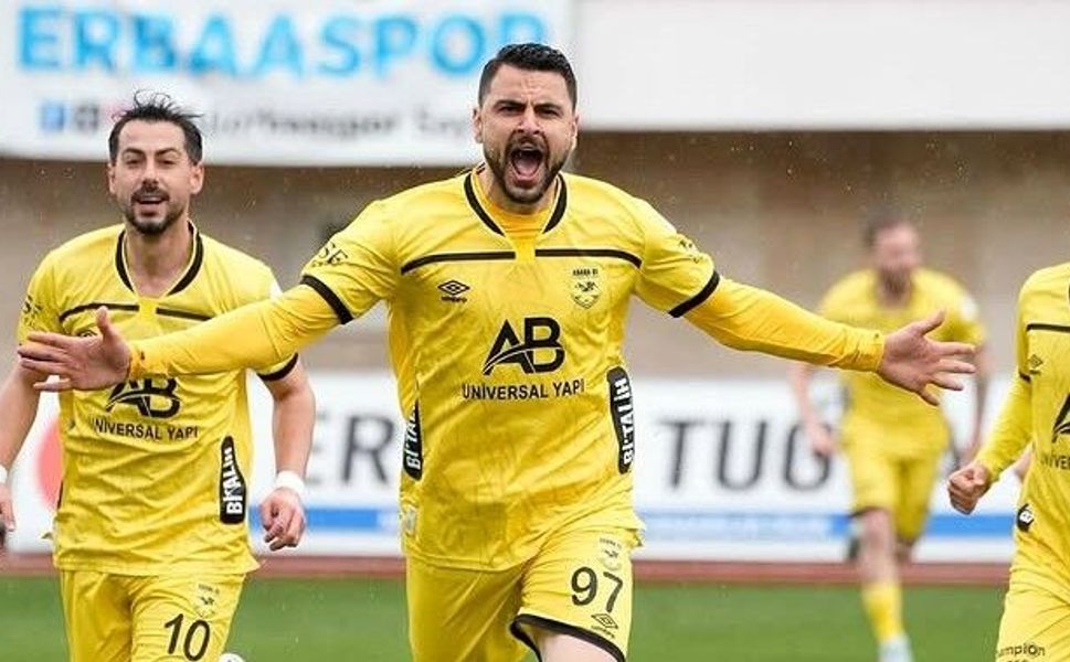Adana 01 FK'dan Ayrılan Golcü Oyuncuya Teklif Yağıyor