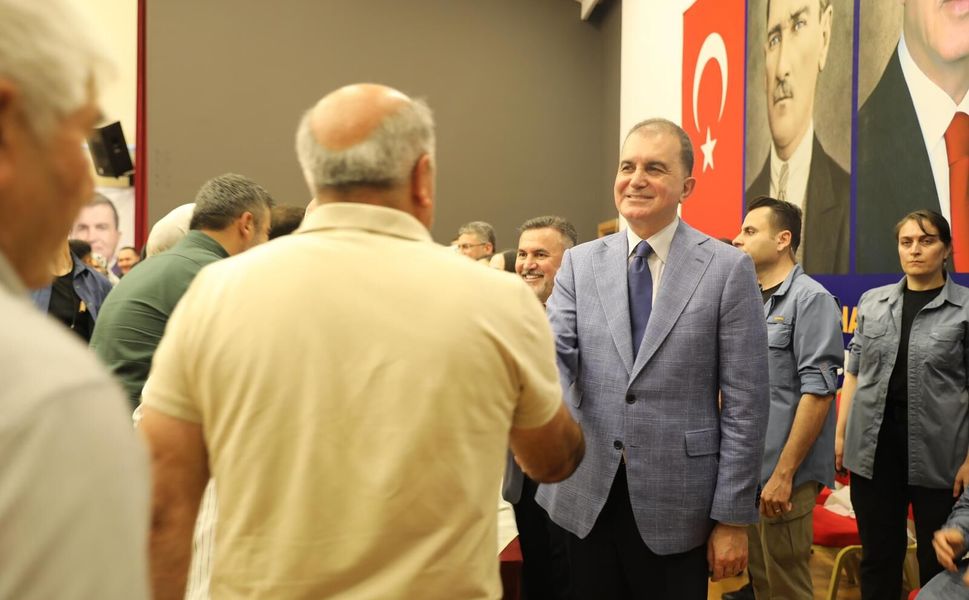 AK Parti Adana'da Bayram Mesaisi