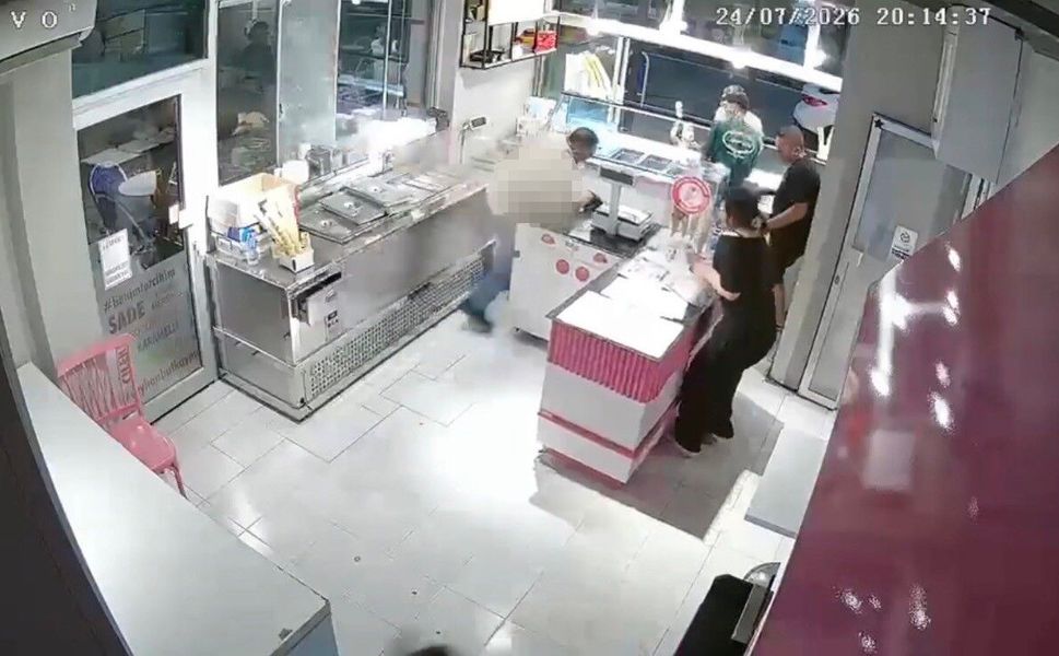 Ceyhan'da Şoke Eden Saldırı! El Sallayıp Dondurmacıyı Öldürdü