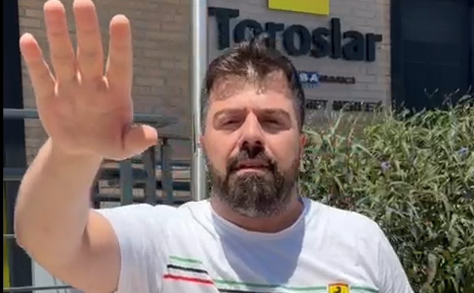 Adana'da Elektrik Kesintilerine İsyan Eden Vatandaş, Toroslar EDAŞ'ın Kapısına Dayandı!