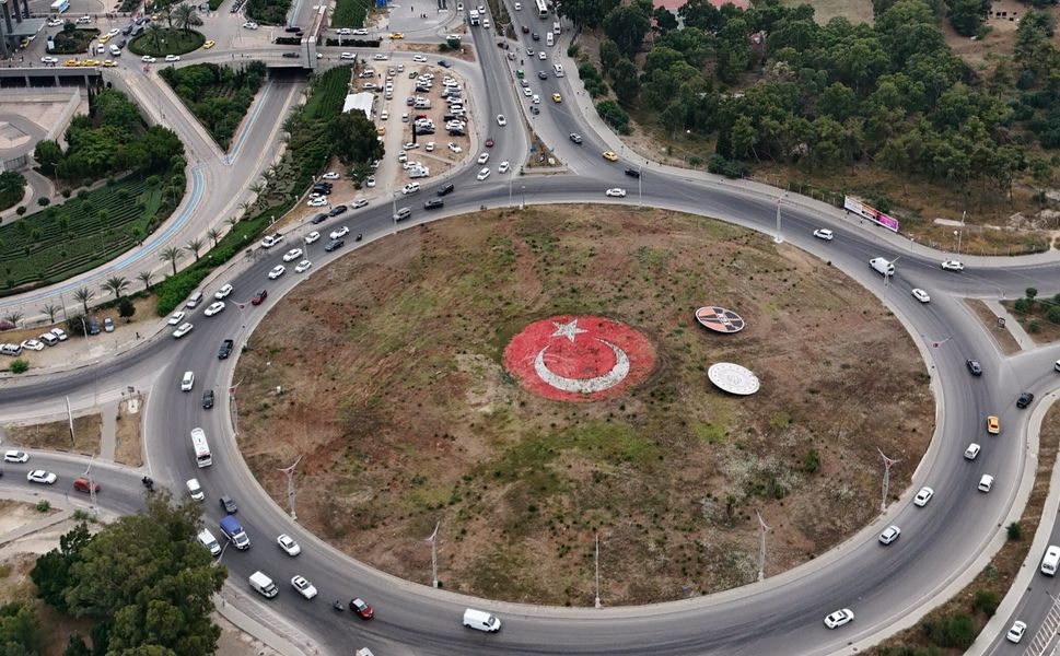 Adana Şehir Hastanesi Önündeki "Akıllı" Kavşak Sınıfta Kaldı
