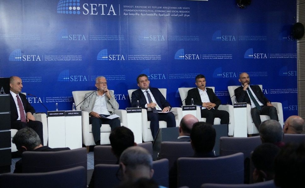 ÇÜ Rektörü Beriş, "Onuncu Yılında 15 Temmuz" Sempozyumunda Konuştu