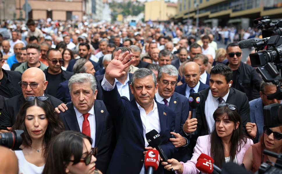 CHP'den Ayrılan Adana Milletvekilleri YENİ Parti Safında! İlk Mesajlar Geldi