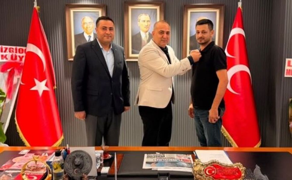 MHP Adana'da 35 Yeni Üye Partiye Katıldı