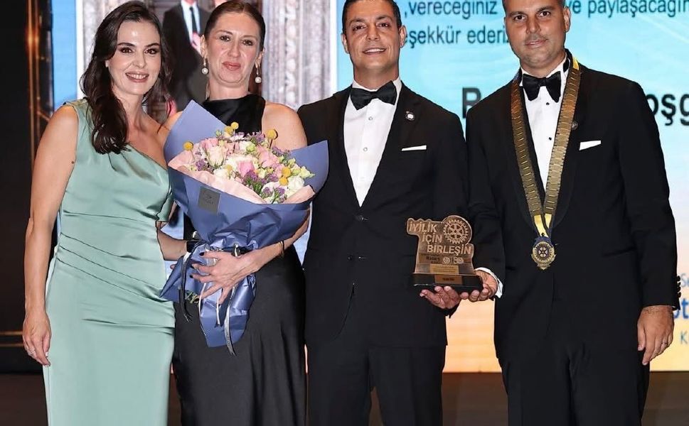 Seyhan Rotary Kulübü'nde Görev Değişimi