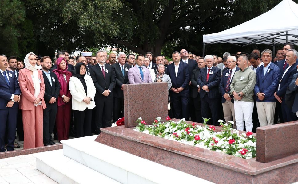 İYİ Partili Ayyüce Türkeş Taş, Dr. Sadık Ahmet'i Gümülcine'de Andı