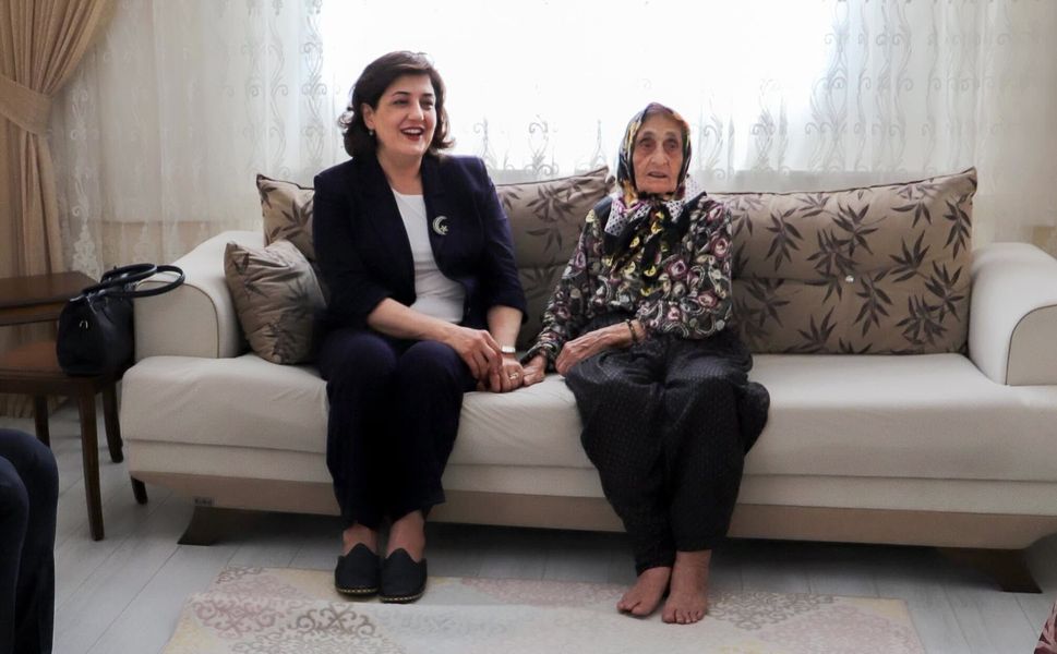 Süreyya Yavuz Şehit Ailelerini Yalnız Bırakmadı
