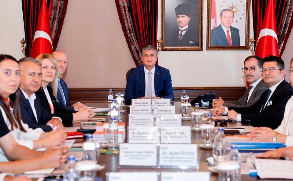 Adana'nın Tarihi Kalbi Tepebağ İçin Kritik Zirve: Yeni Yol Haritası Belirlendi