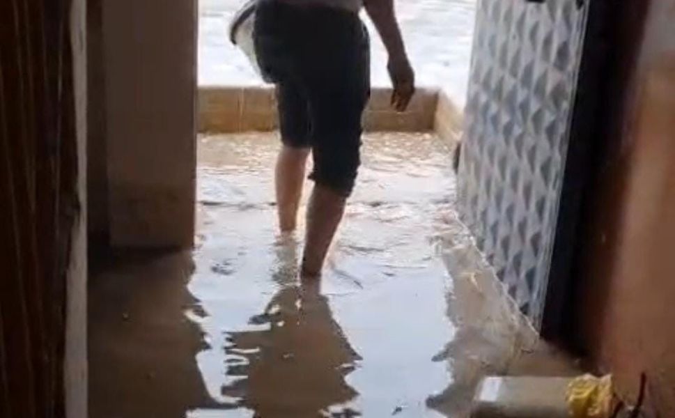 Adana’da Şiddetli Sağanak! Tufanbeyli’de Sokaklar Göle Döndü