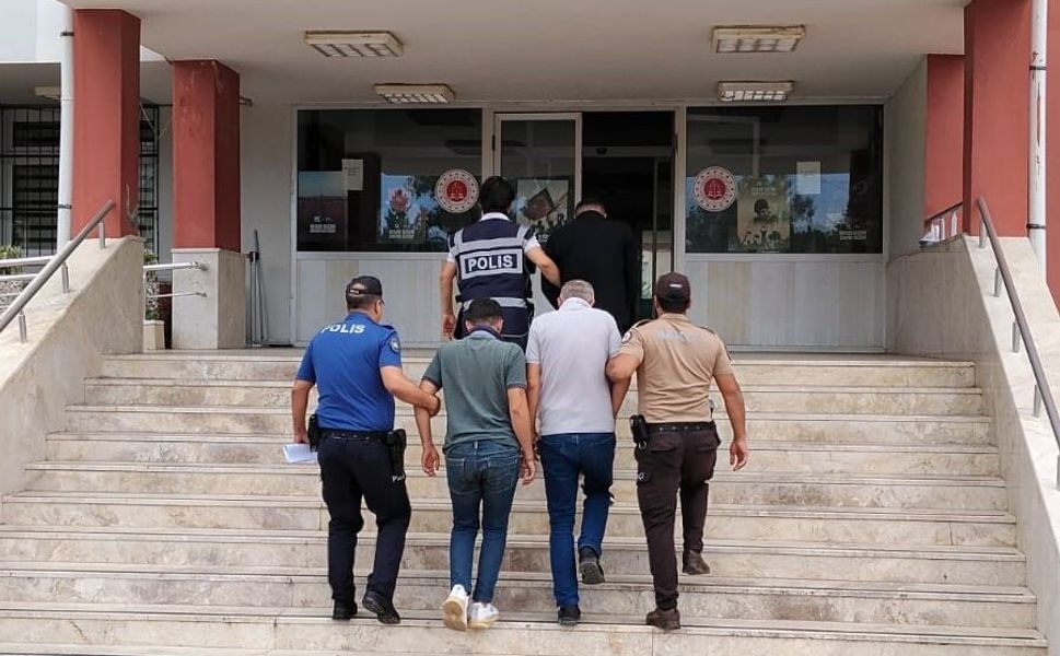 Adana’da Uyuşturucu Operasyonu: 2 Bin 117 Hap Ele Geçirildi