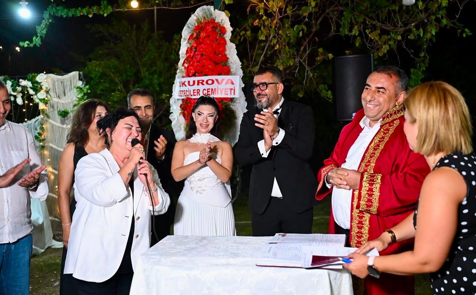 Adana Basınını Buluşturan Düğün: Umut ve Esra Çifti Dünyaevine Girdi